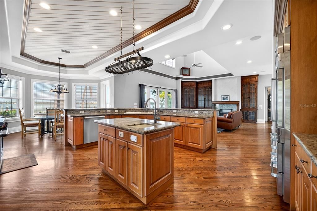 For Rent: $28,000 (4 beds, 4 baths, 4862 Square Feet)