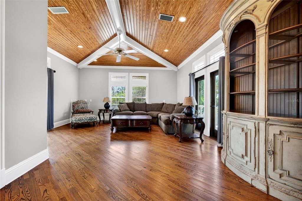 For Rent: $28,000 (4 beds, 4 baths, 4862 Square Feet)