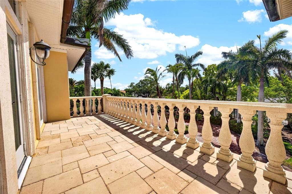 For Rent: $28,000 (4 beds, 4 baths, 4862 Square Feet)