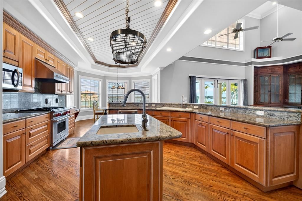 For Rent: $28,000 (4 beds, 4 baths, 4862 Square Feet)