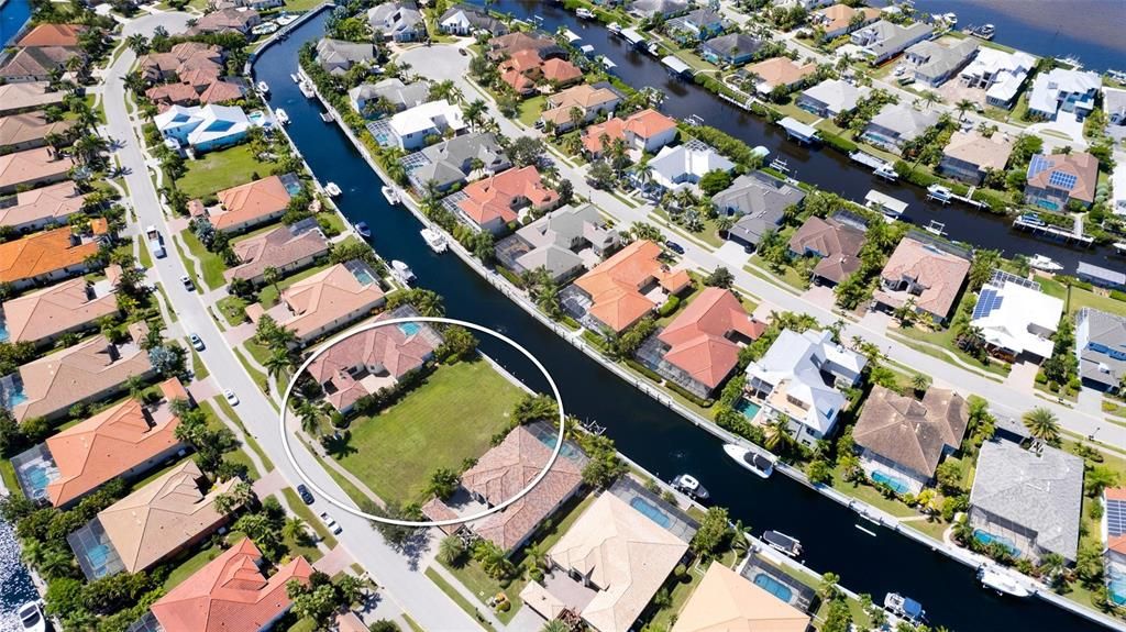 For Sale: $599,999 (0.26 acres)