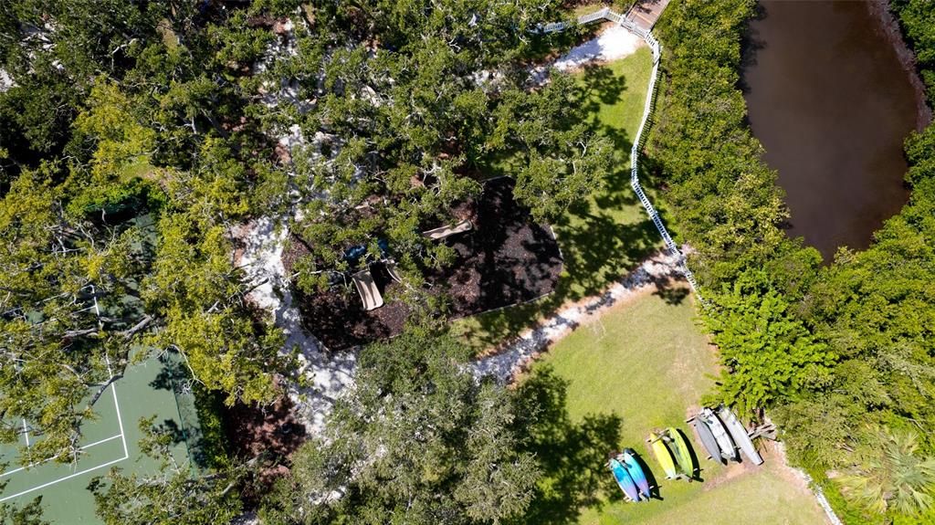 For Sale: $599,999 (0.26 acres)