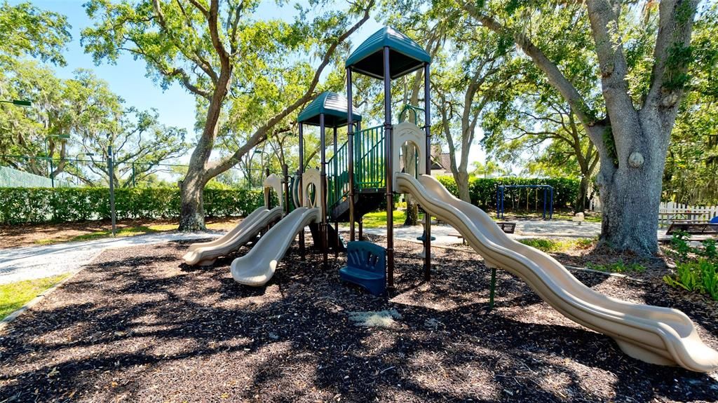 For Sale: $599,999 (0.26 acres)