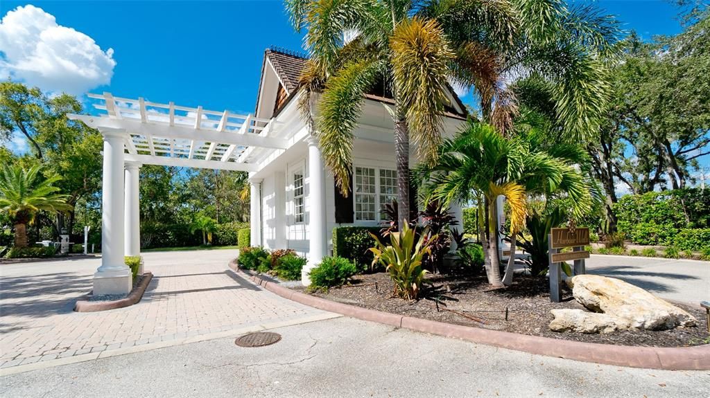 For Sale: $599,999 (0.26 acres)