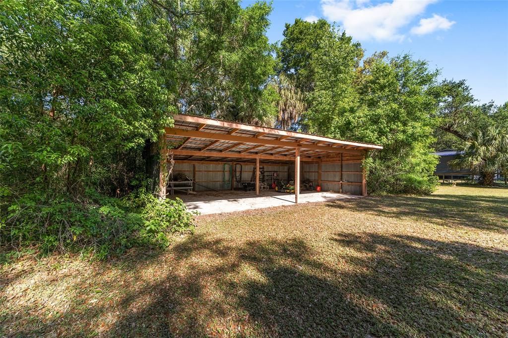 For Sale: $375,000 (2 beds, 1 baths, 1929 Square Feet)
