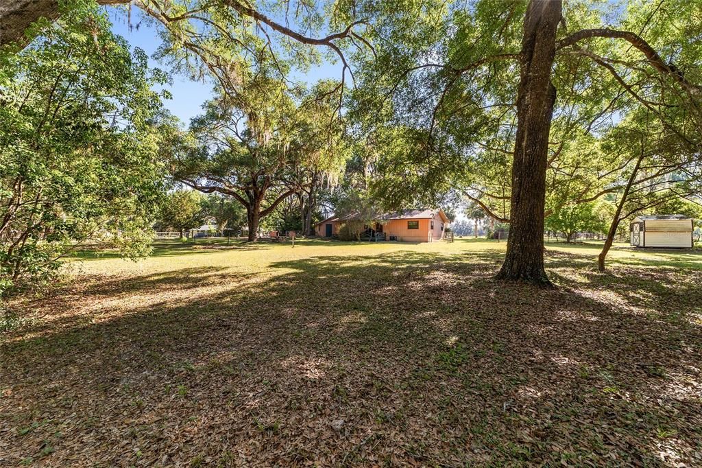 For Sale: $375,000 (2 beds, 1 baths, 1929 Square Feet)