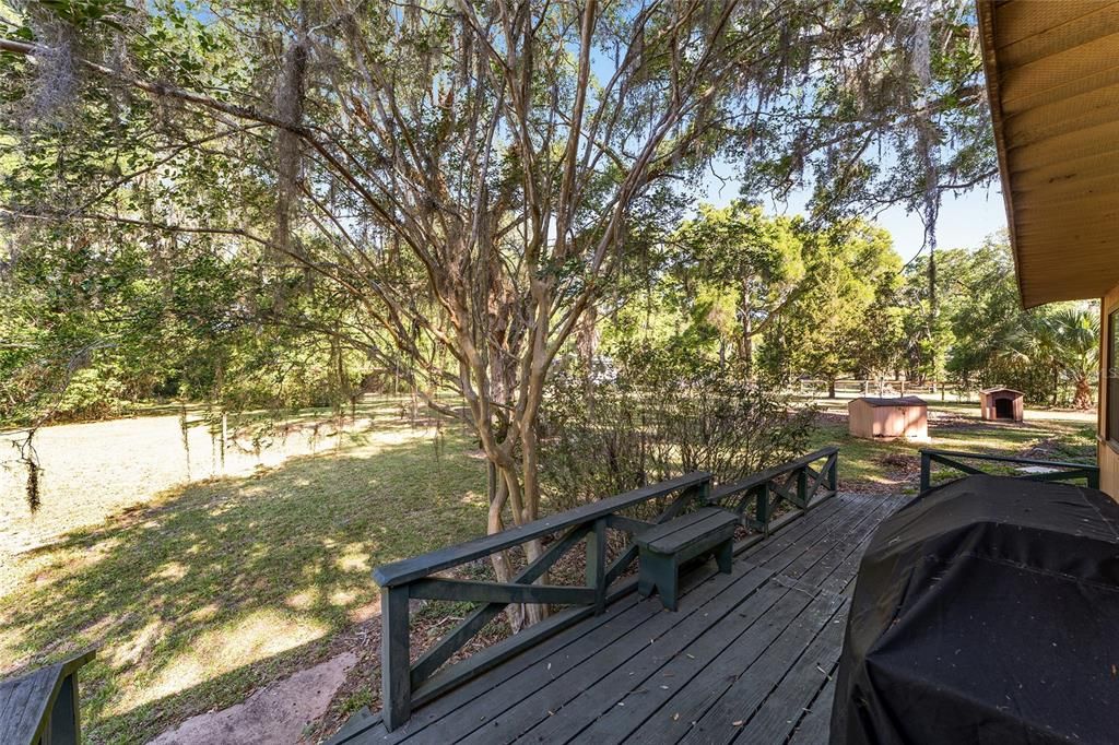For Sale: $375,000 (2 beds, 1 baths, 1929 Square Feet)