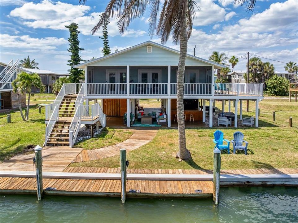 For Rent: $10,000 (3 beds, 1 baths, 957 Square Feet)