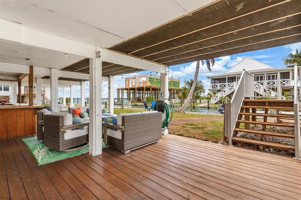 For Rent: $10,000 (3 beds, 1 baths, 957 Square Feet)
