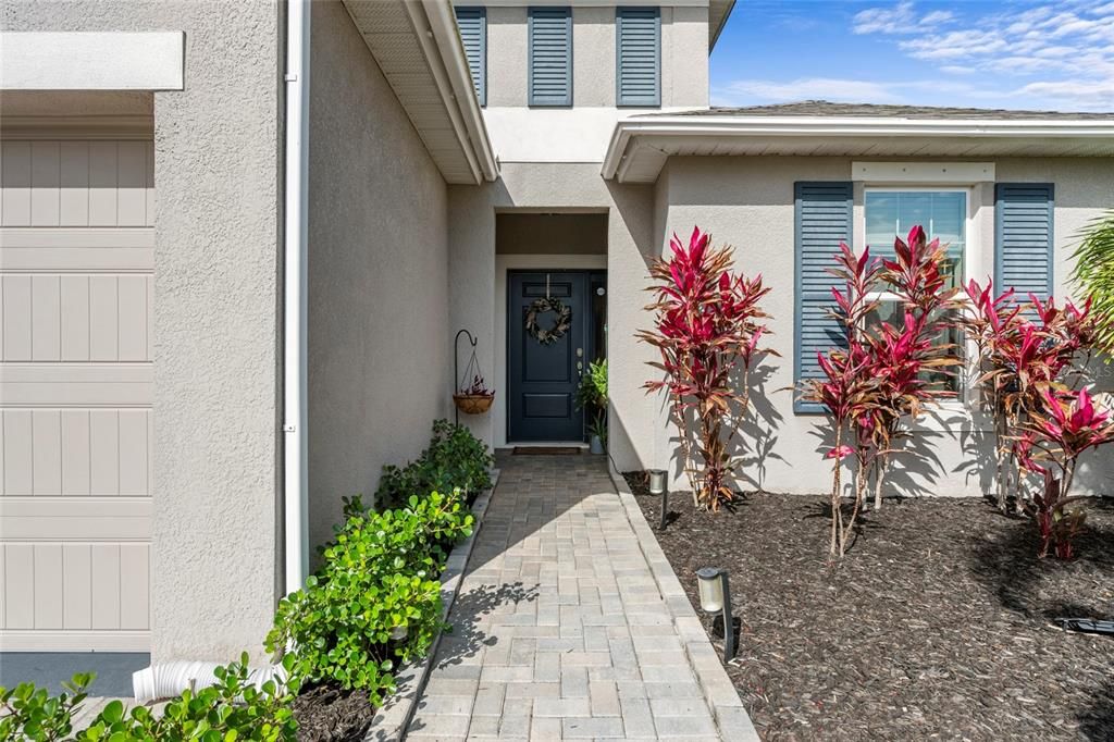 Active With Contract: $450,000 (4 beds, 3 baths, 2420 Square Feet)