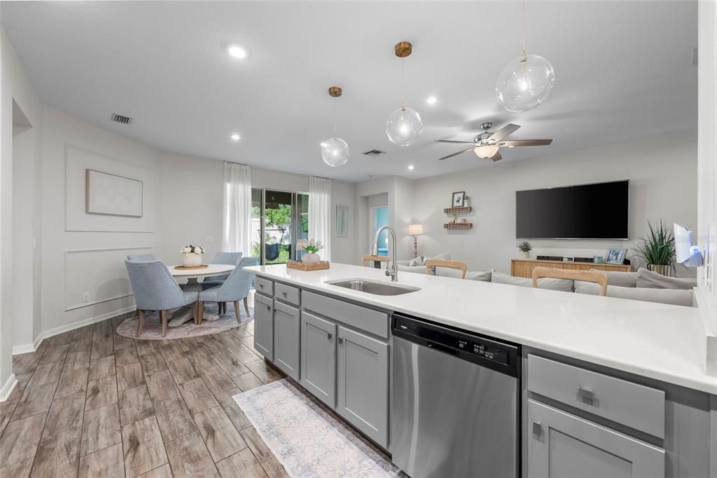 Active With Contract: $450,000 (4 beds, 3 baths, 2420 Square Feet)