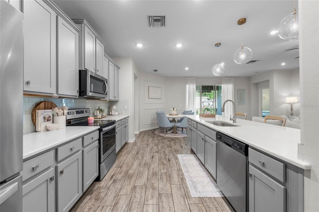 Active With Contract: $450,000 (4 beds, 3 baths, 2420 Square Feet)