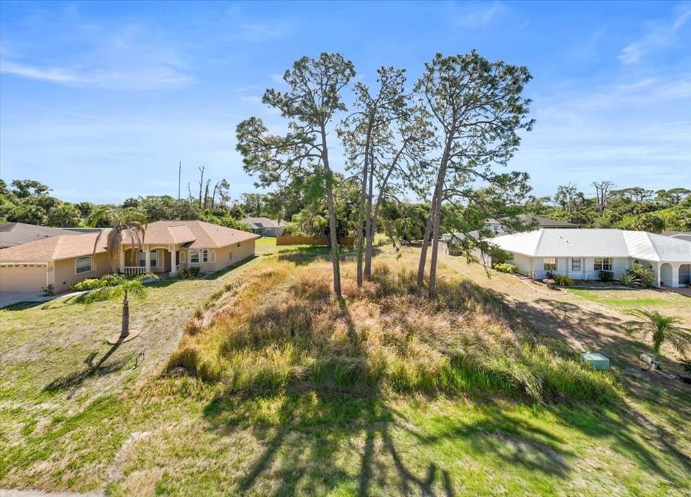 En Venta: $34,900 (0.23 acres)