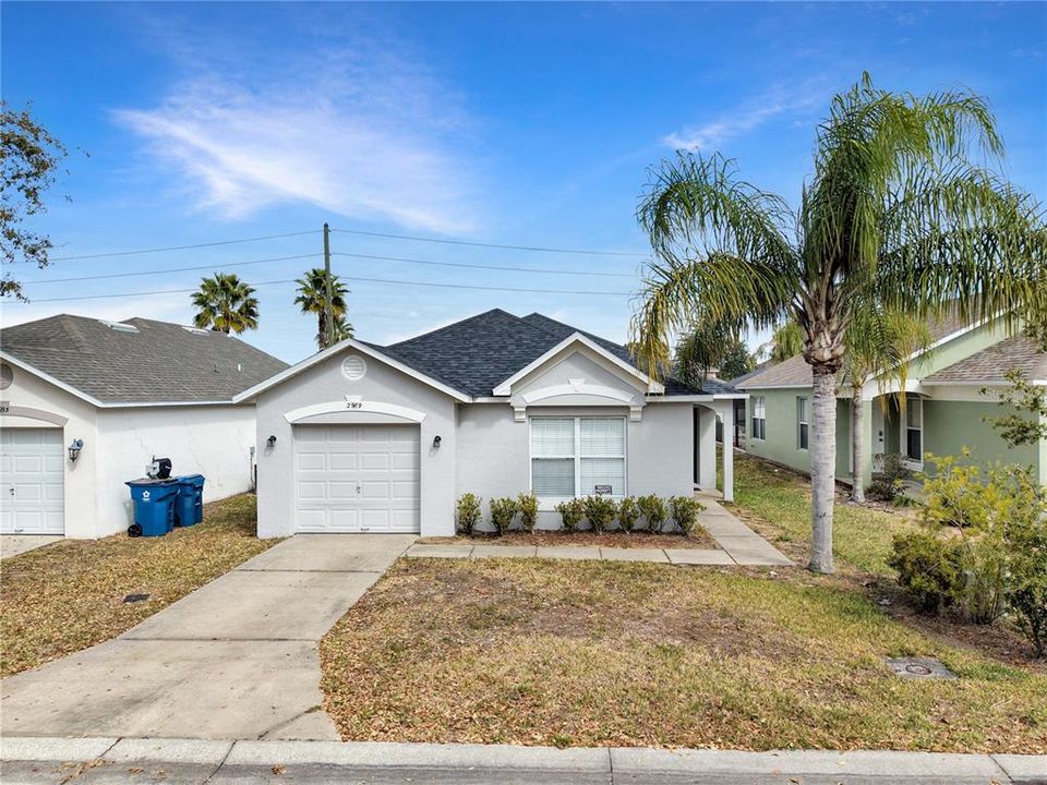 Recently Rented: $2,100 (3 beds, 2 baths, 1130 Square Feet)