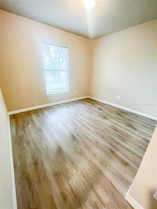 Activo con contrato: $399,900 (6 camas, 0 baños, 2694 Pies cuadrados)