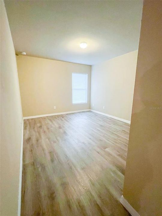 Activo con contrato: $399,900 (6 camas, 0 baños, 2694 Pies cuadrados)