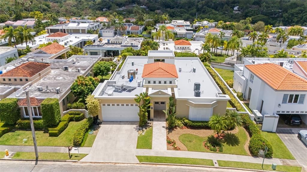 На продажу: $1,975,000 (5 спален, 3 ванн, 3121 Квадратных фут)