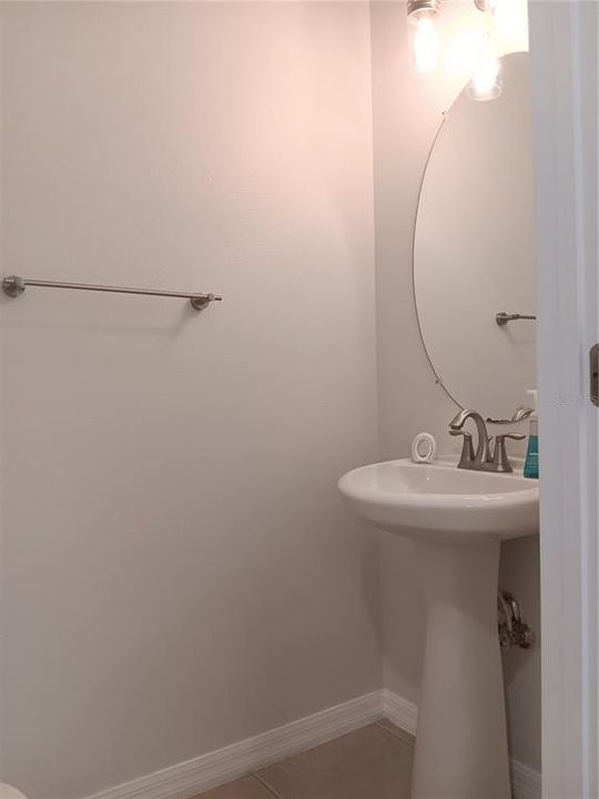 Active With Contract: $313,900 (3 beds, 2 baths, 1496 Square Feet)