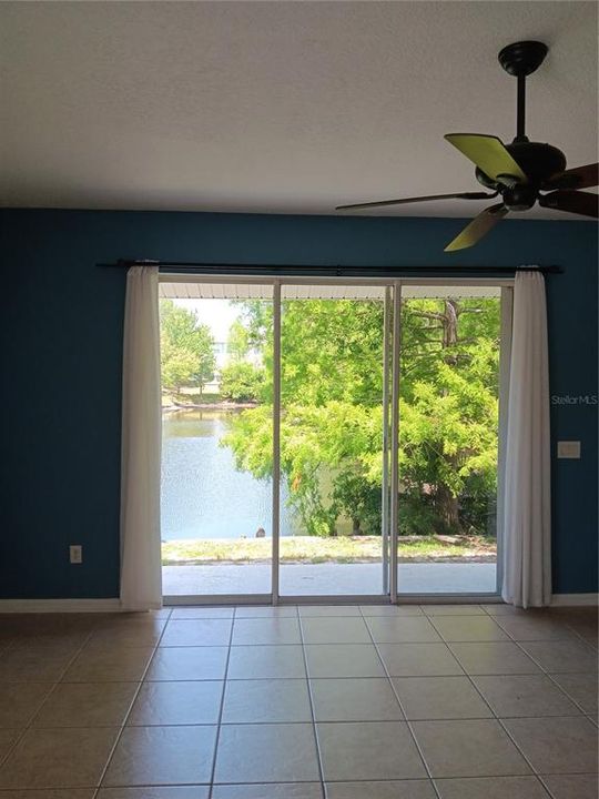 Active With Contract: $313,900 (3 beds, 2 baths, 1496 Square Feet)
