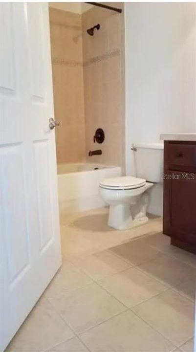 Active With Contract: $313,900 (3 beds, 2 baths, 1496 Square Feet)
