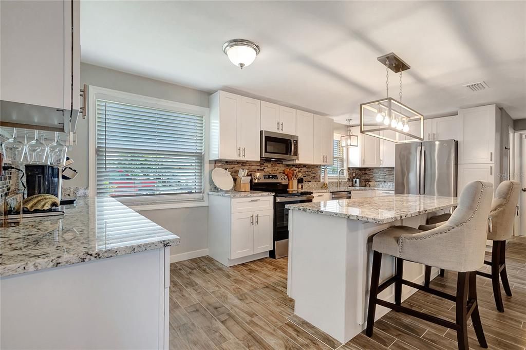 For Rent: $4,400 (3 beds, 2 baths, 1624 Square Feet)