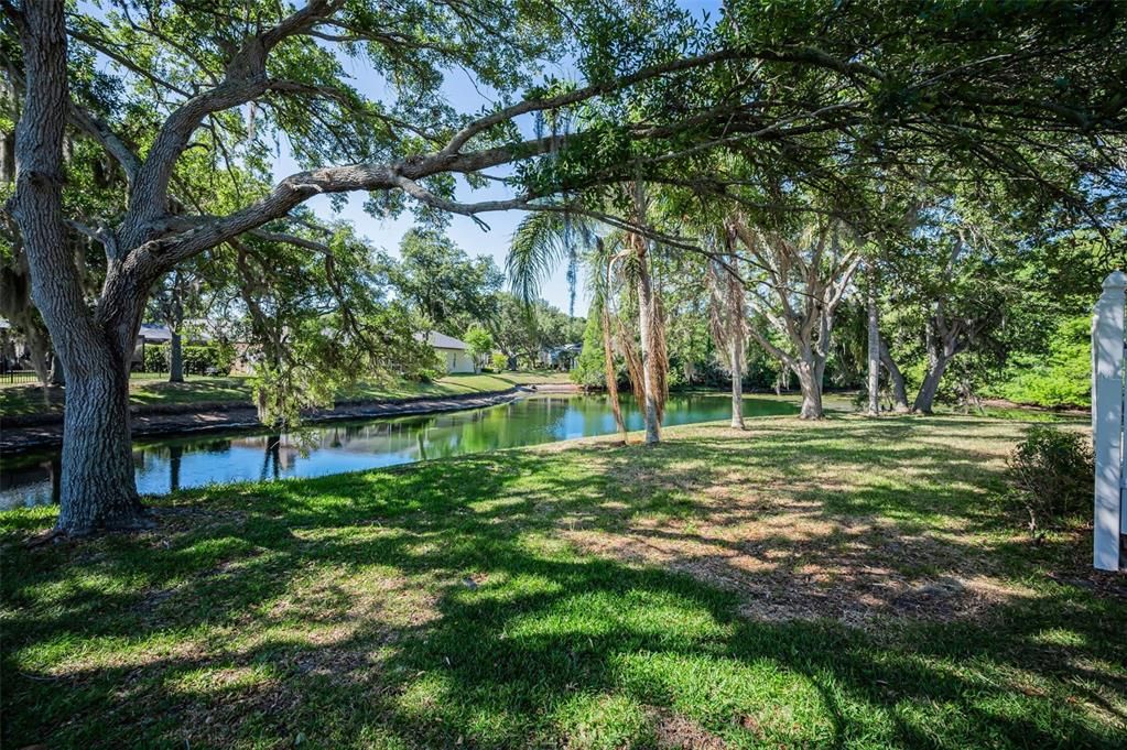En Venta: $899,000 (4 camas, 3 baños, 2786 Pies cuadrados)