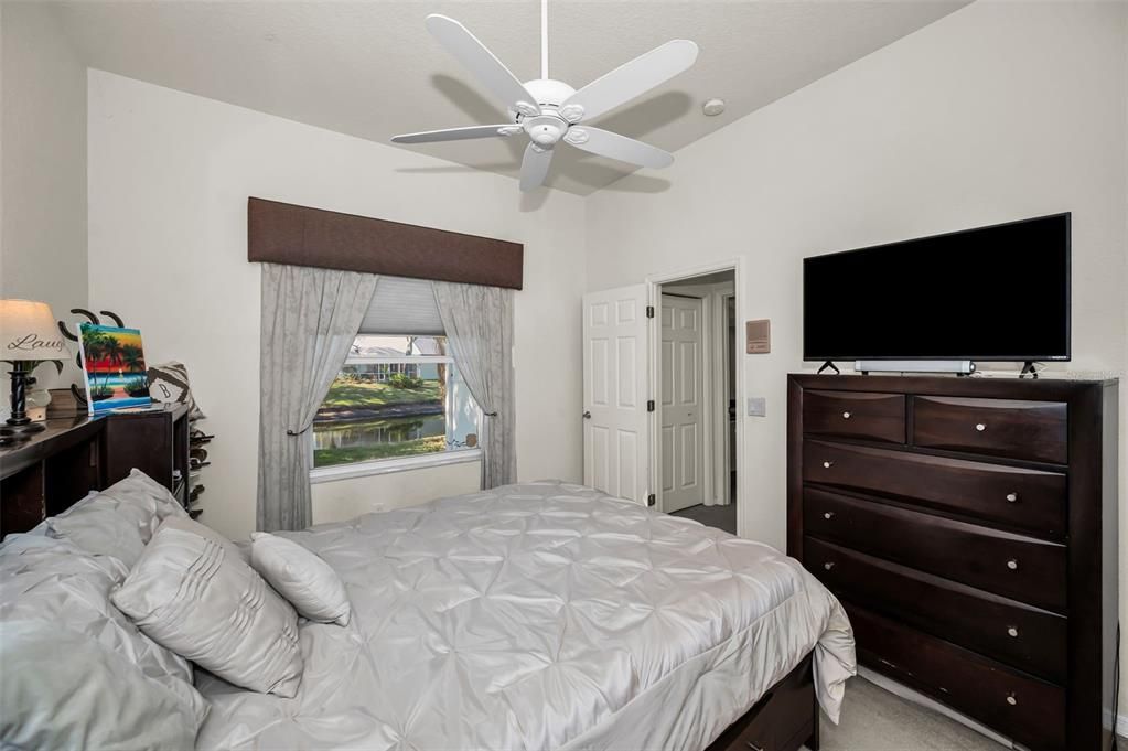 En Venta: $899,000 (4 camas, 3 baños, 2786 Pies cuadrados)