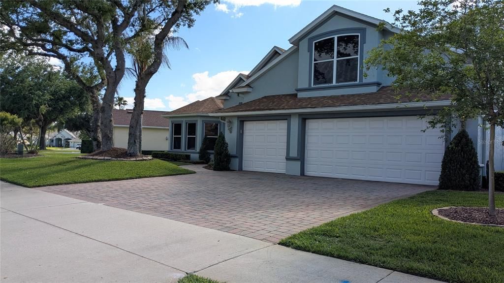 For Sale: $599,900 (4 beds, 3 baths, 2787 Square Feet)