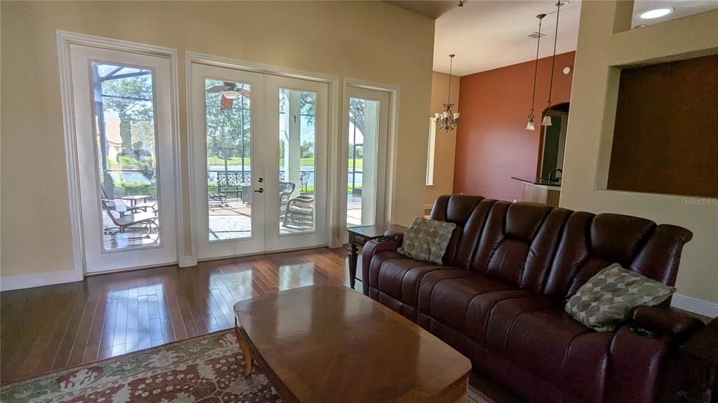 For Sale: $599,900 (4 beds, 3 baths, 2787 Square Feet)