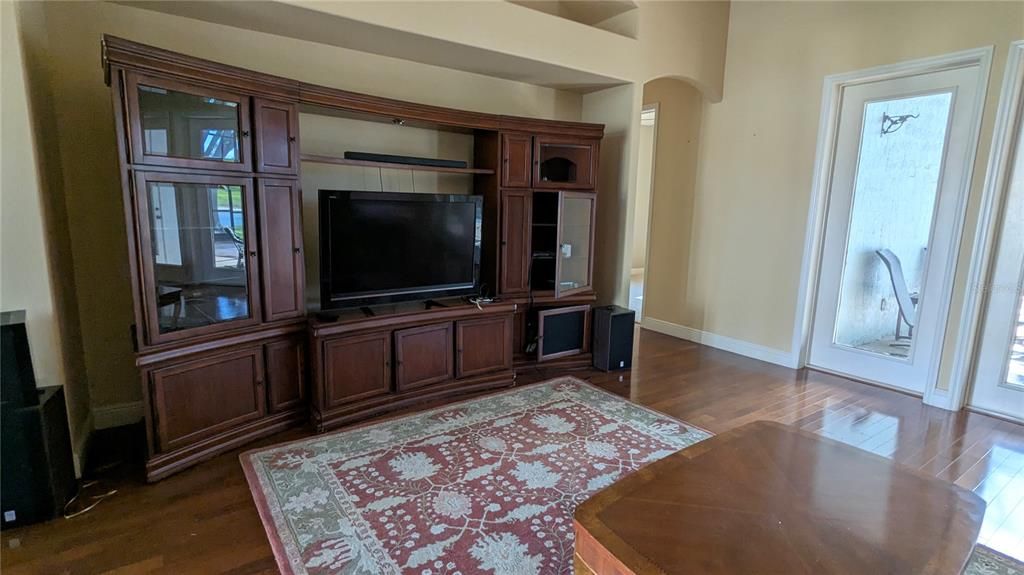 For Sale: $599,900 (4 beds, 3 baths, 2787 Square Feet)