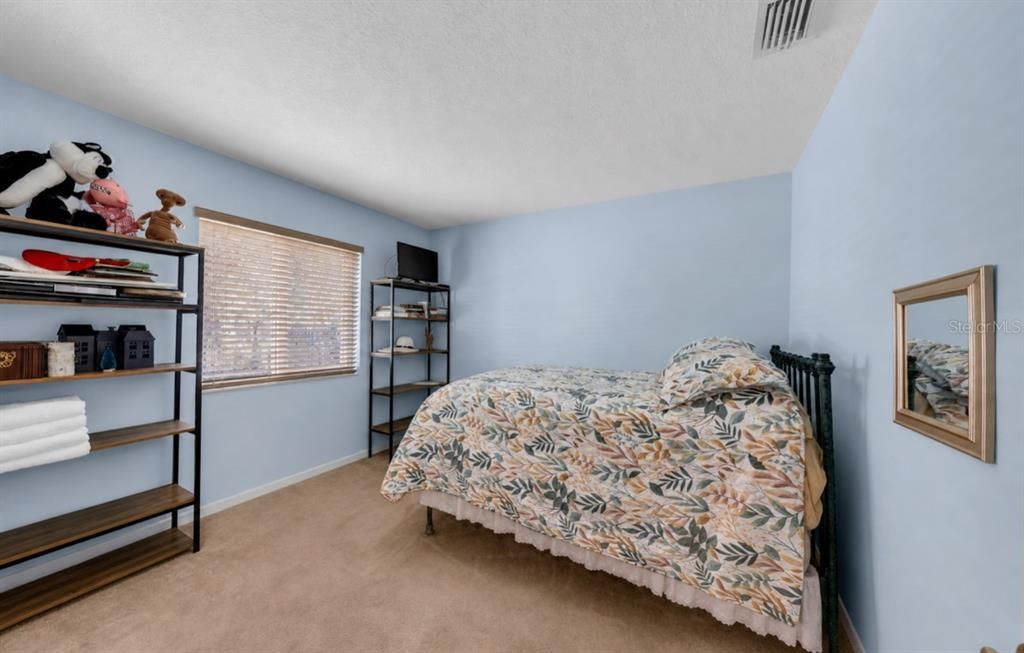 Activo con contrato: $687,900 (3 camas, 2 baños, 1794 Pies cuadrados)