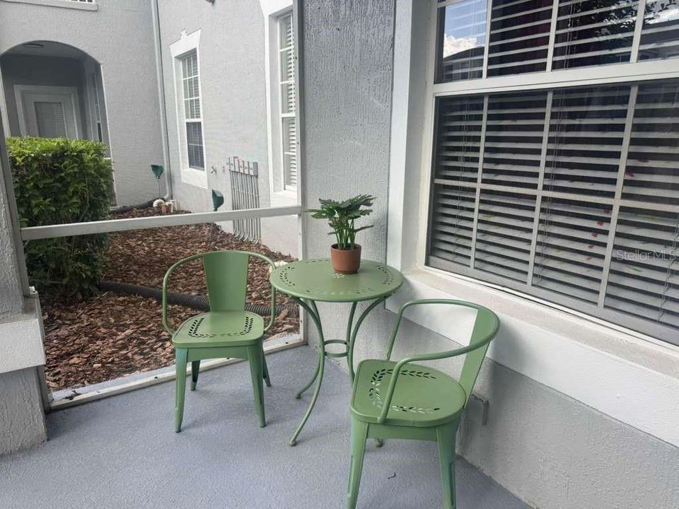Activo con contrato: $259,000 (3 camas, 2 baños, 1402 Pies cuadrados)