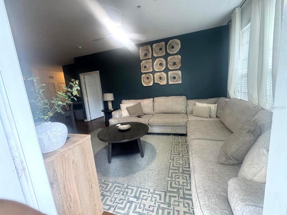 Activo con contrato: $259,000 (3 camas, 2 baños, 1402 Pies cuadrados)