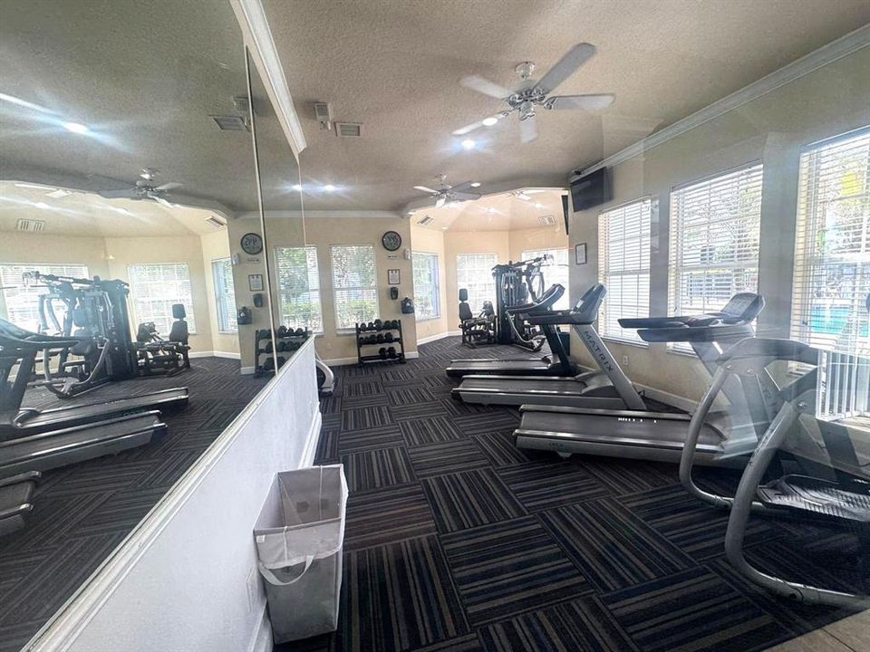 Activo con contrato: $259,000 (3 camas, 2 baños, 1402 Pies cuadrados)