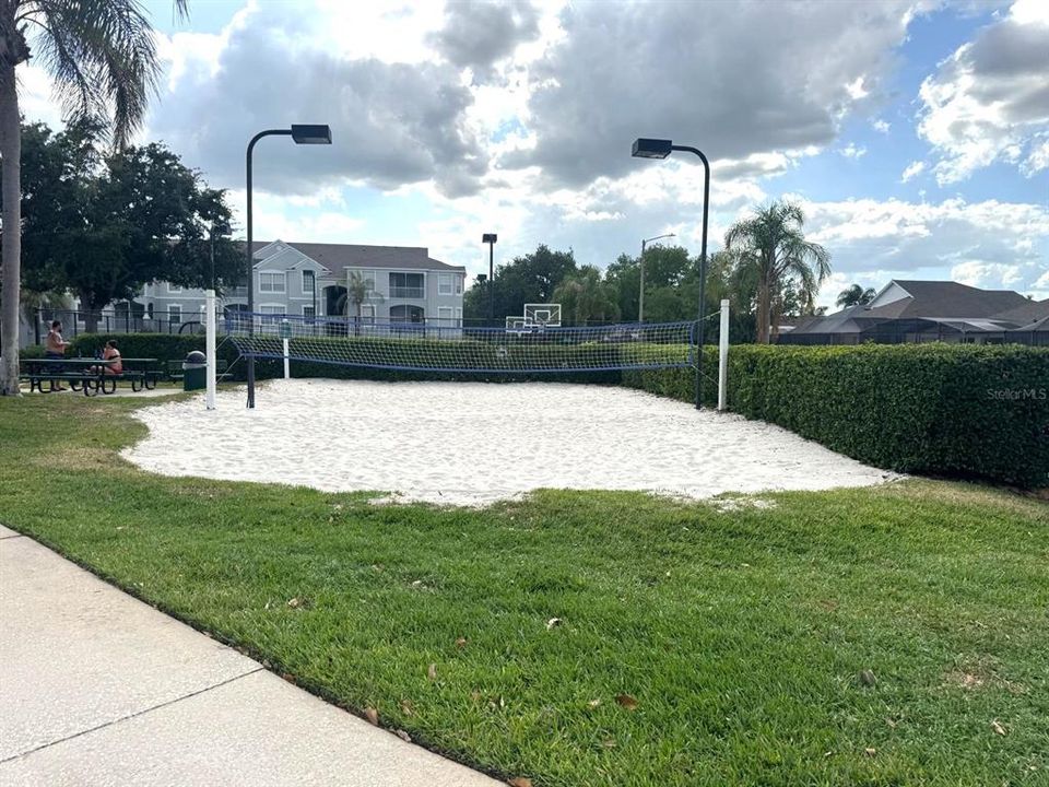 Activo con contrato: $259,000 (3 camas, 2 baños, 1402 Pies cuadrados)
