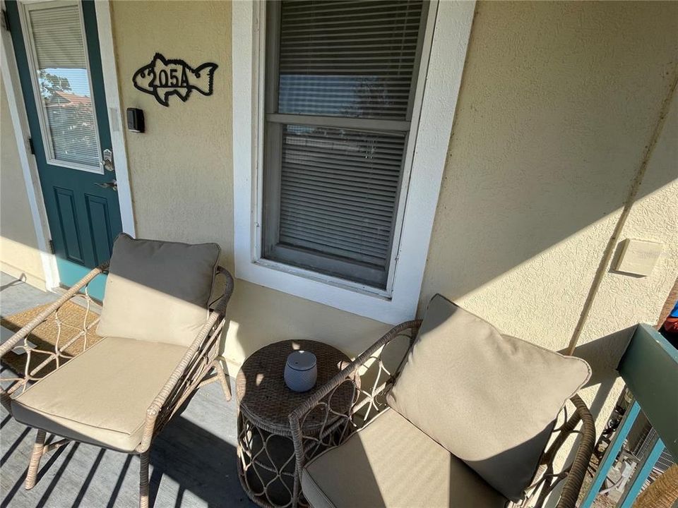 For Sale: $450,000 (2 beds, 2 baths, 1056 Square Feet)