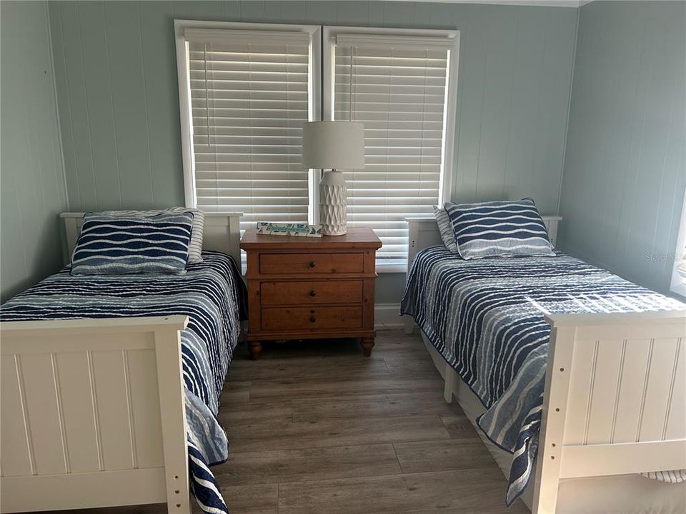 For Sale: $450,000 (2 beds, 2 baths, 1056 Square Feet)