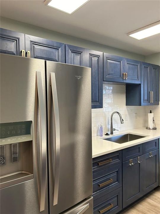 For Sale: $450,000 (2 beds, 2 baths, 1056 Square Feet)