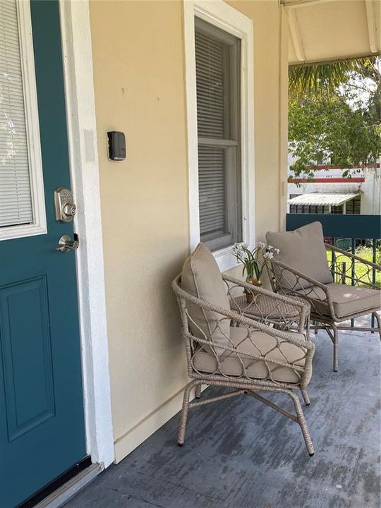 For Sale: $450,000 (2 beds, 2 baths, 1056 Square Feet)