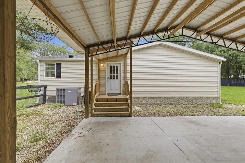 For Sale: $460,000 (3 beds, 2 baths, 1818 Square Feet)