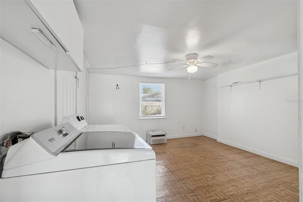 Active With Contract: $2,600 (3 beds, 2 baths, 1768 Square Feet)