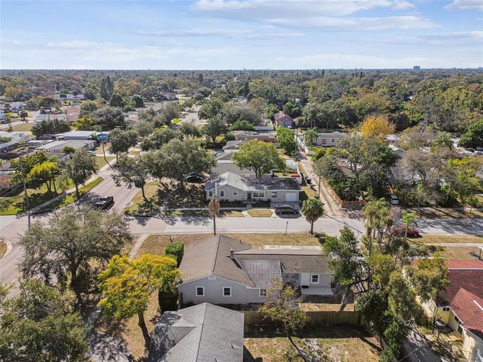 Active With Contract: $2,600 (3 beds, 2 baths, 1768 Square Feet)
