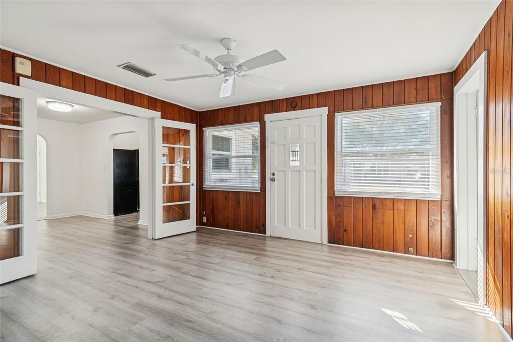 Active With Contract: $2,600 (3 beds, 2 baths, 1768 Square Feet)