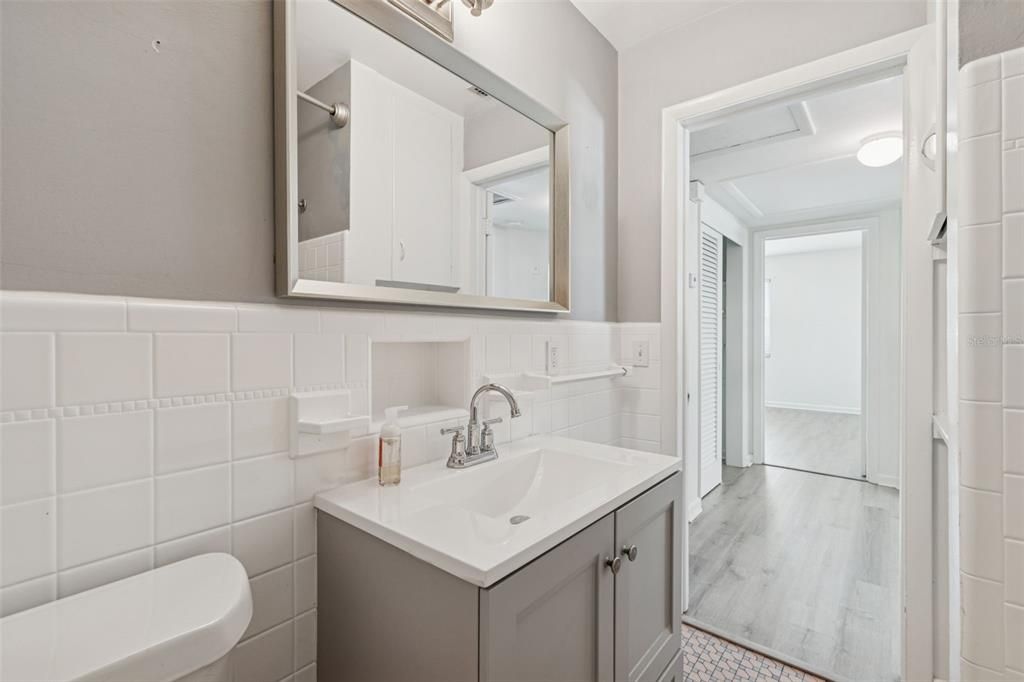 Active With Contract: $2,600 (3 beds, 2 baths, 1768 Square Feet)
