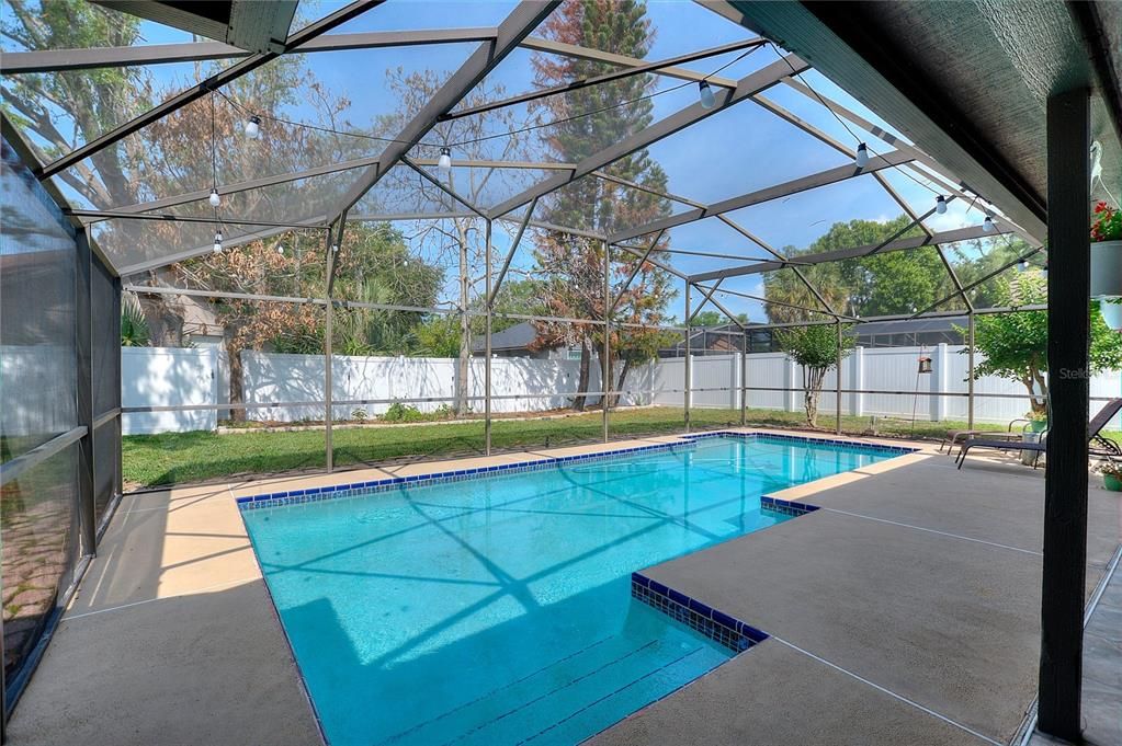 Active With Contract: $455,000 (3 beds, 2 baths, 1655 Square Feet)