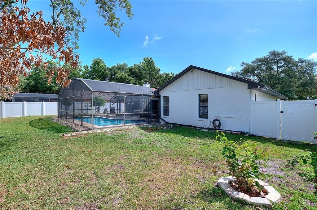 Active With Contract: $455,000 (3 beds, 2 baths, 1655 Square Feet)