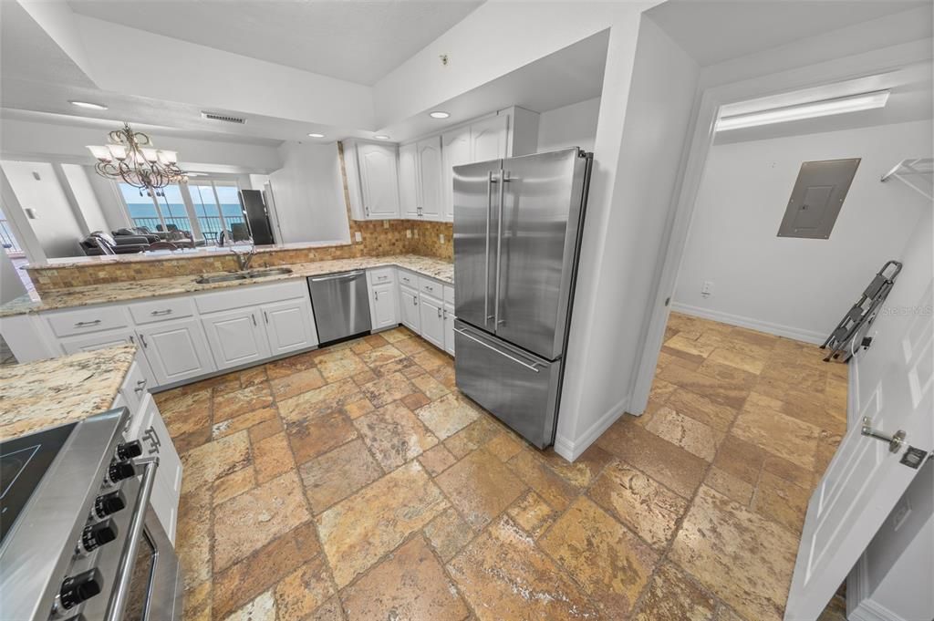 На продажу: $899,900 (3 спален, 3 ванн, 2190 Квадратных фут)