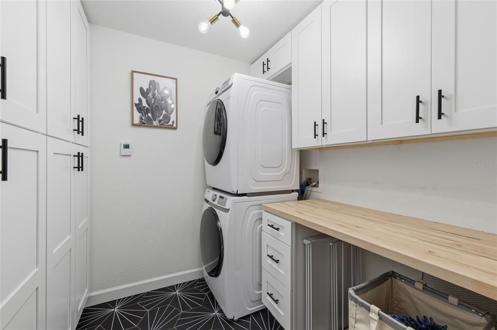 Activo con contrato: $499,990 (4 camas, 2 baños, 1526 Pies cuadrados)