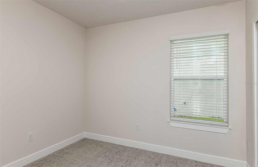 Active With Contract: $334,370 (4 beds, 2 baths, 1580 Square Feet)
