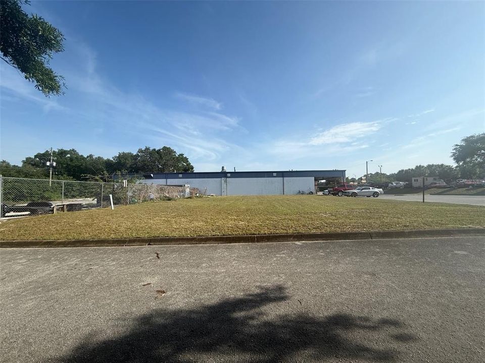 For Sale: $175,000 (0.12 acres)
